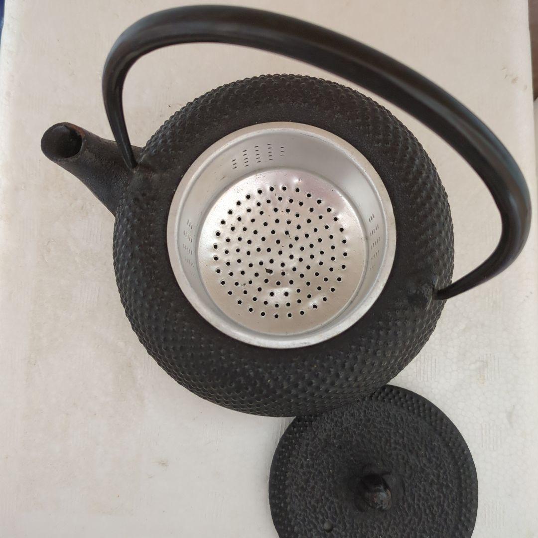 黒い鋳鉄製鉄瓶 - メルカリ