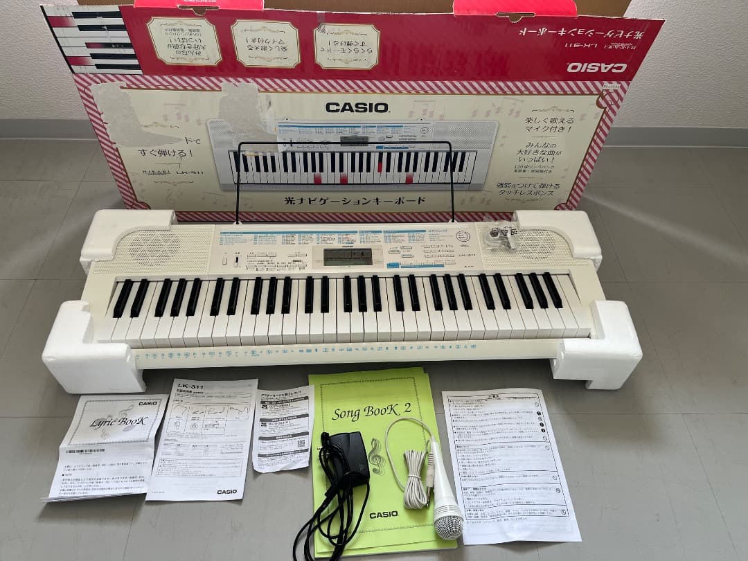 CASIO 光と音のシンセボード 61鍵