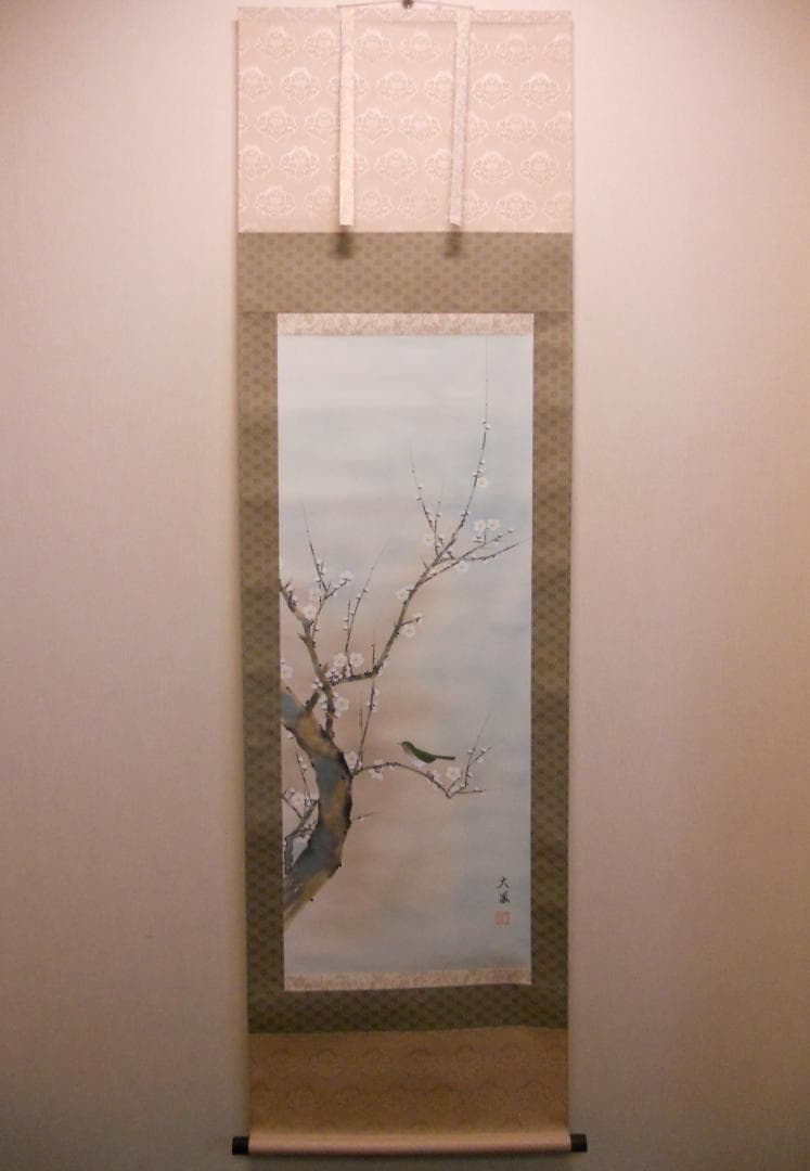 掛け軸 大鳳 梅に鶯 絹本 希少 軸装 茶道具 掛軸 美品 です。