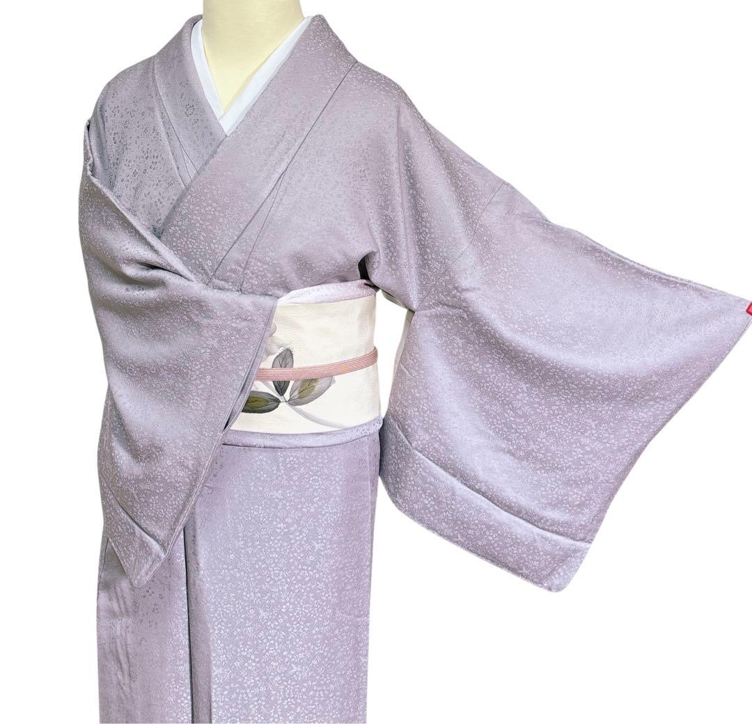 A122愛華 着物 色無地 花地紋 正絹 逸品 藤紫