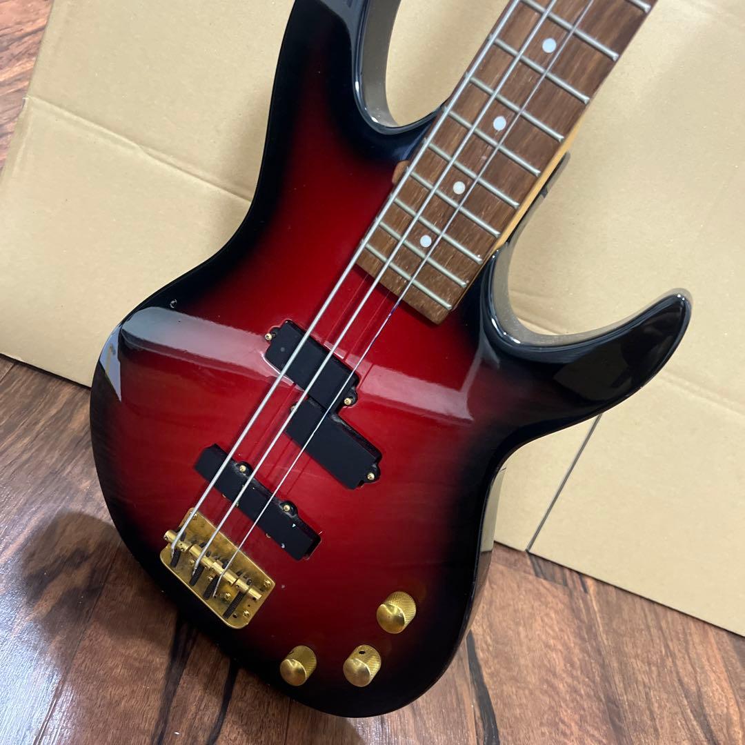 メンテナンス済♥️アンボイ ベースギター レッド ブラック ギター ベース