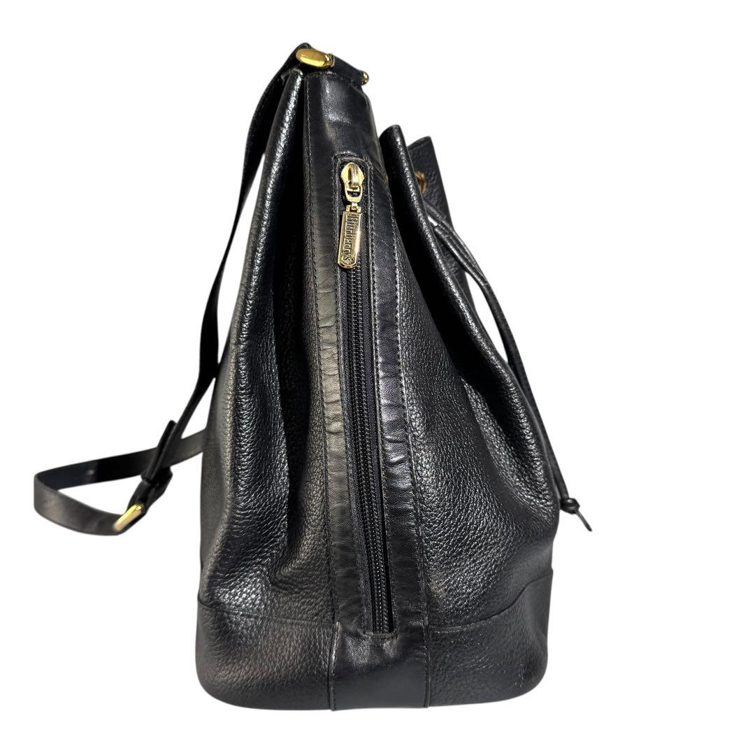 美品 Burberry ショルダーバッグ 巾着 ノバチェック シャドーホース 黒