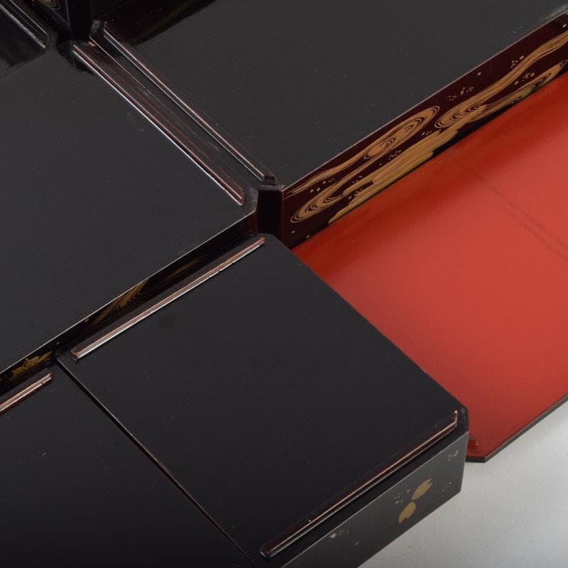 茶道具　黒漆　花草蒔絵　五段重箱　共箱　C　9121