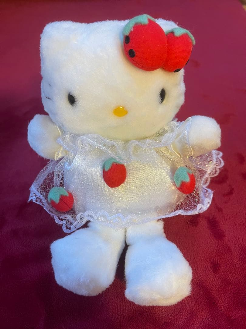 ハローキティ ウサギ いちご ドレス ぬいぐるみ 2体セット