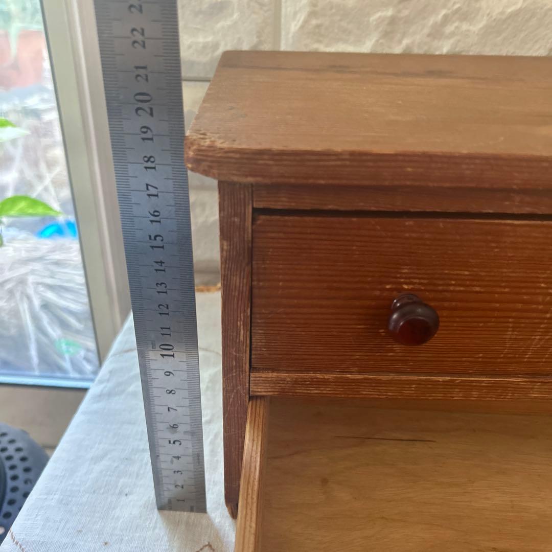 イギリスアンティーク オールドパイン 鍵付きスモールチェスト - メルカリ