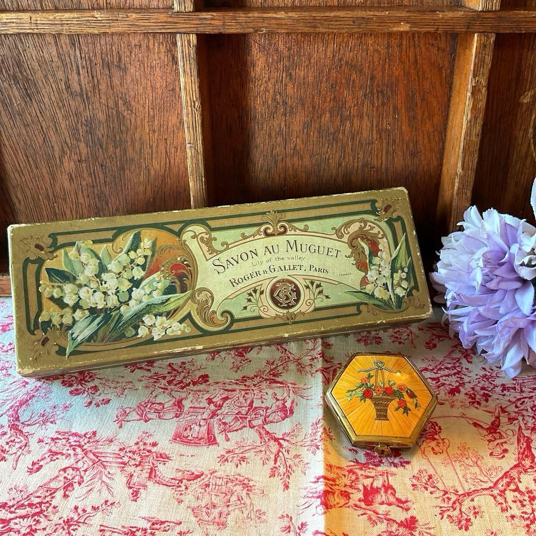 フランスアンティークSAVON ソープボックスリリーレア