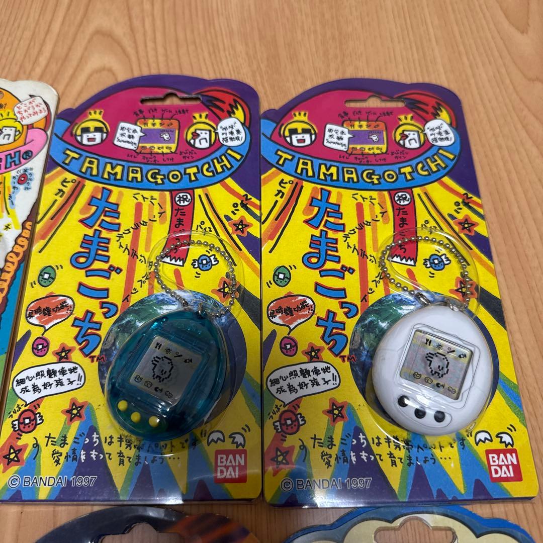 新品 未開封 たまごっち モスラ 原人っち てんしっち 森で発見 セット