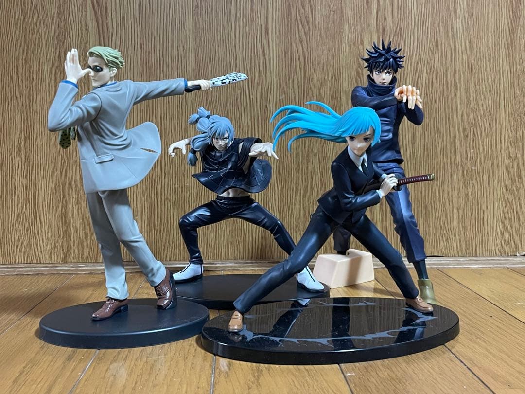 呪術廻戦 フィギュア 16体セット & おまけ 多数 - メルカリ