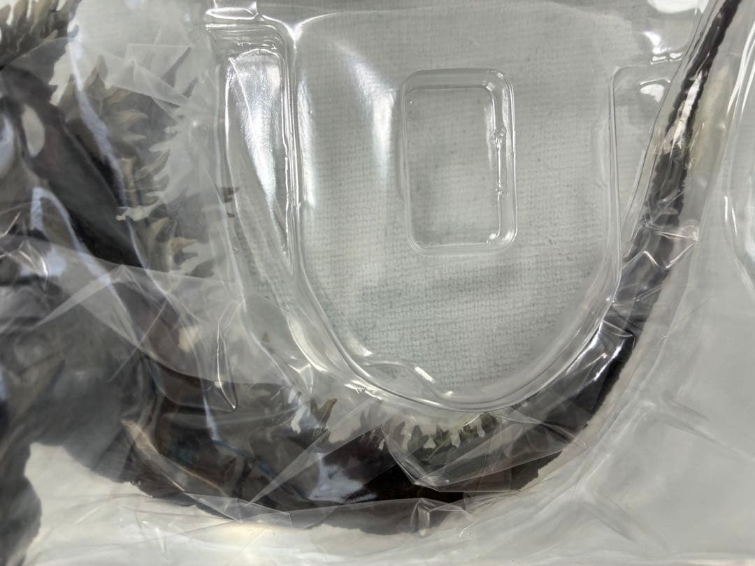 【新品同様】S.H.MonsterArts ゴジラ　2002 モンスターアーツ