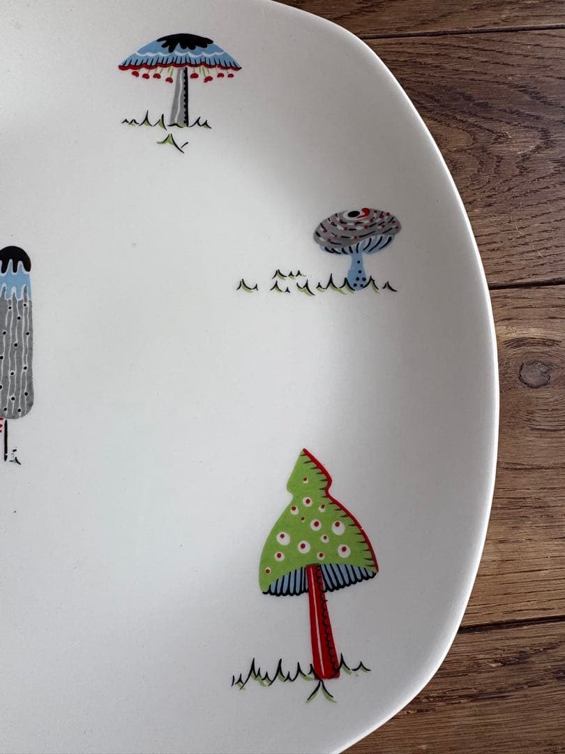 Midwinter ミッドウィンター　Toadstools 毒キノコ　プレート