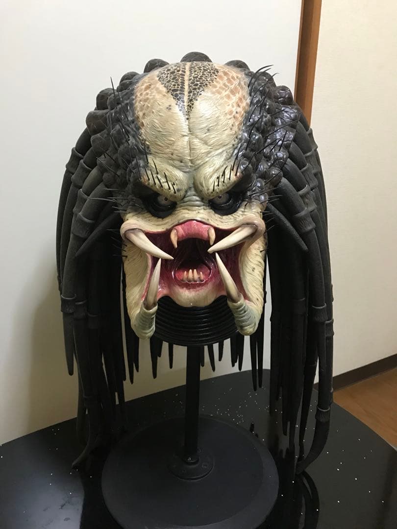 プレデター ライフサイズ ヘッドディスプレイ 1/1