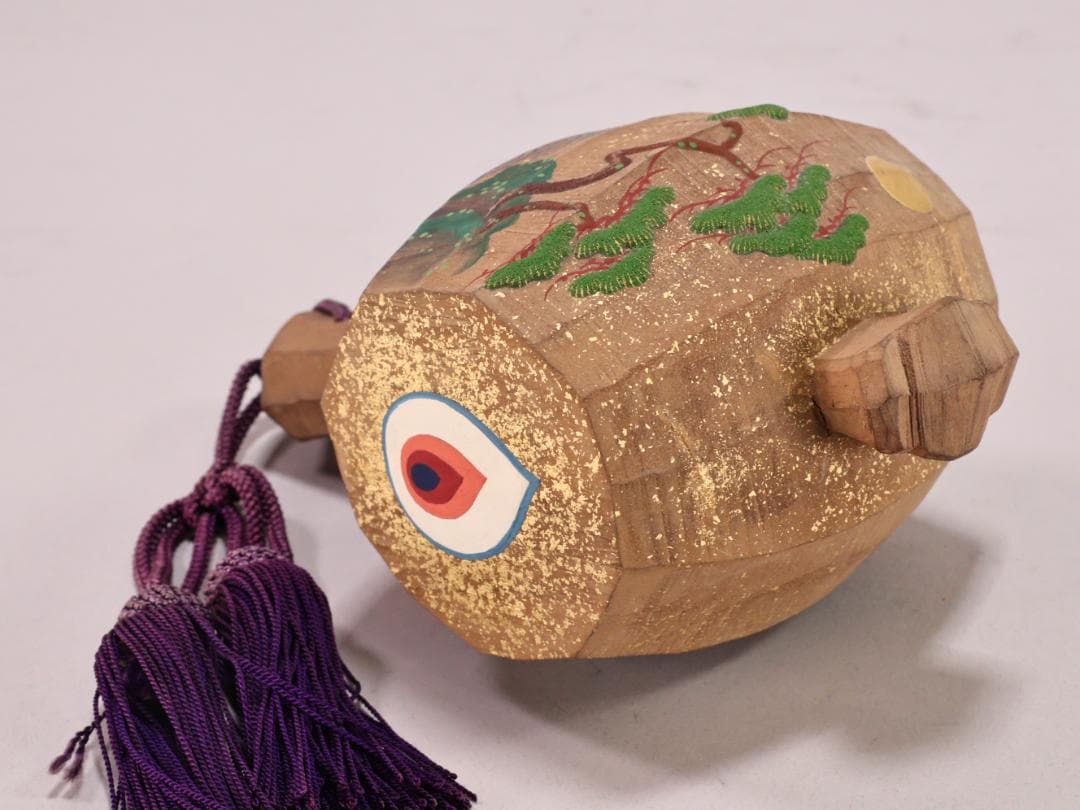 BK210 本物保証 井波彫刻作家 四家井弘行 「 木彫 宝槌 」 彩色 置物