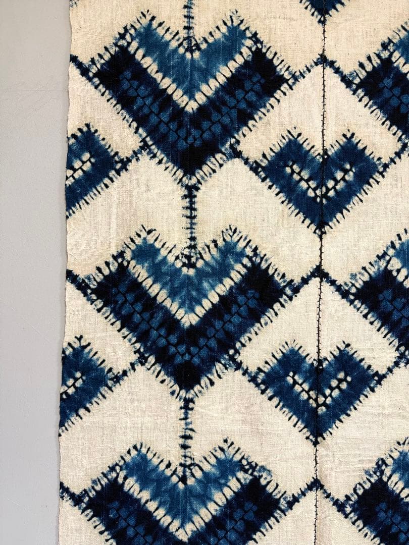 N 「片野絞り」民藝 藍染絞り職人 片野かほり 藍染絞り布 国展 有松