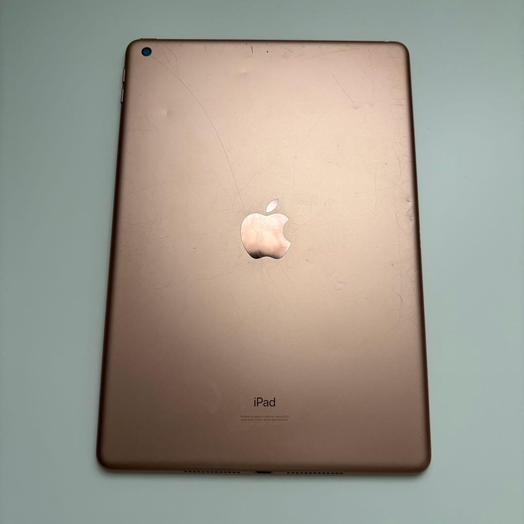 画面割れ・操作可能】iPad 第8世代 32GB ゴールド Wi-Fiモデル
