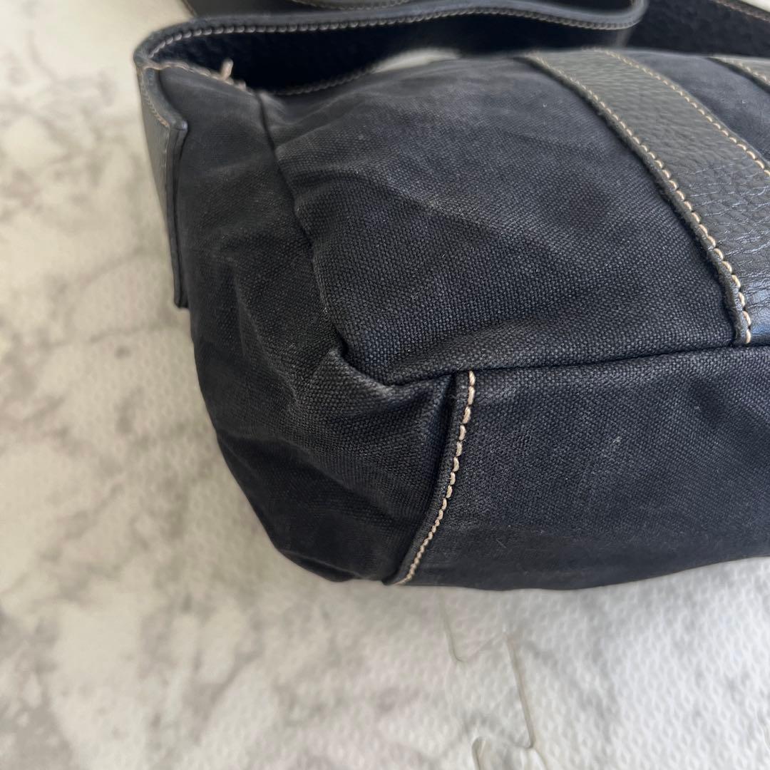 ヴィヴィアンウエストウッド ベイカーストリート ショルダーバッグ ビッグオーブ