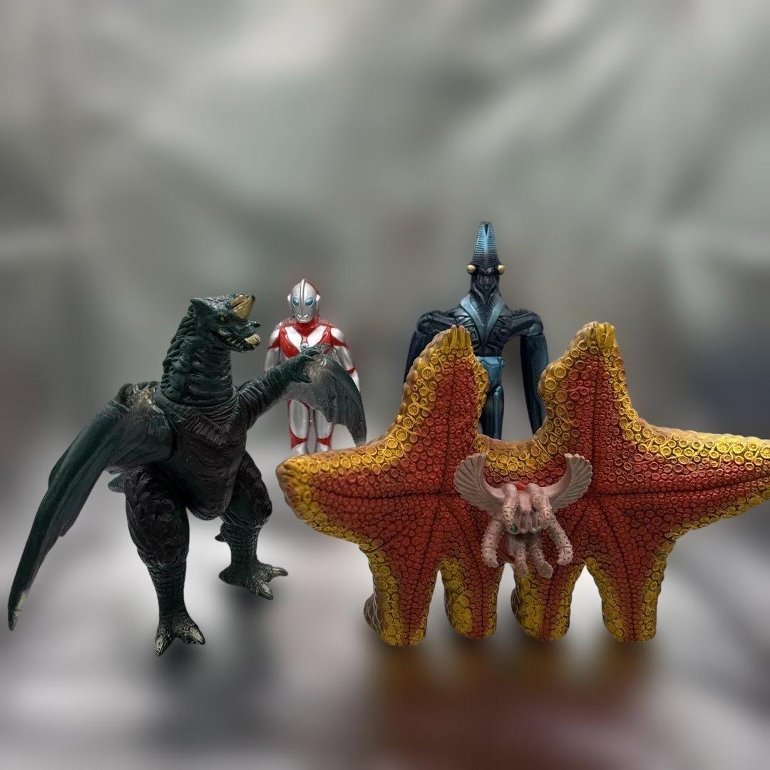 ウルトラマンパワード・シリーズ 怪獣・宇宙人フィギュア 14体セット