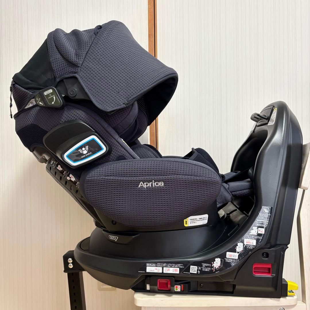 Aprica フラディア グロウ ISOFIX セーフティープラス⭐︎Yuu