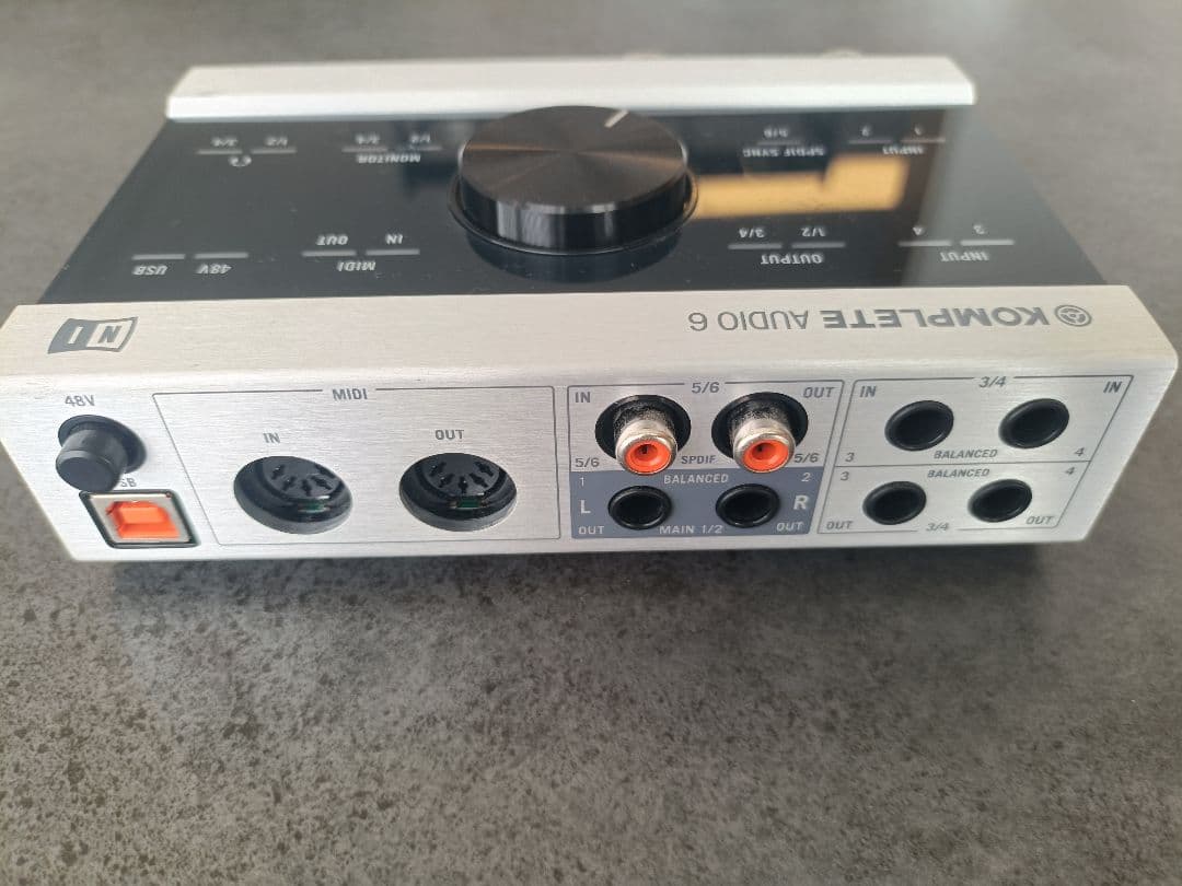 KOMPLETE AUDIO 6【フォーンケーブル付】 - DTM・DAW最 安値 で