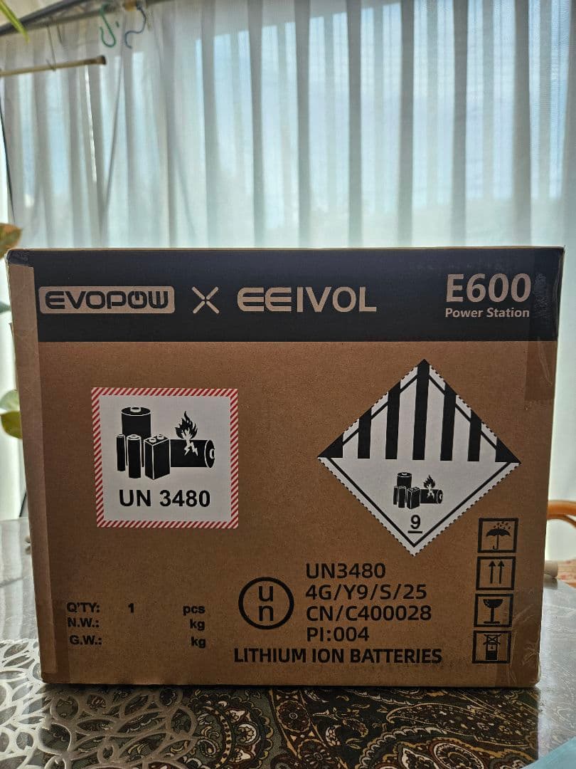 ○新品○EEIVOL ポータブル電源 AC出力600W (瞬間最大1200W