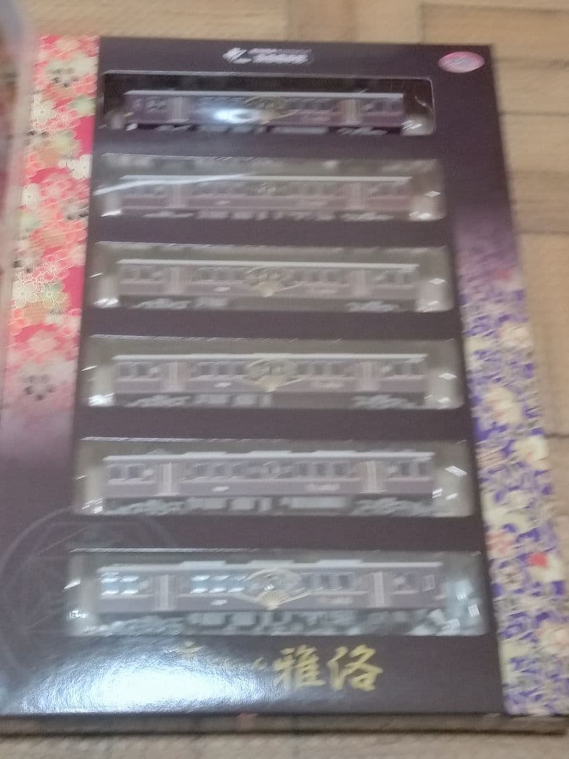 りり　鉄道コレクション京とれいん雅洛Nゲージ