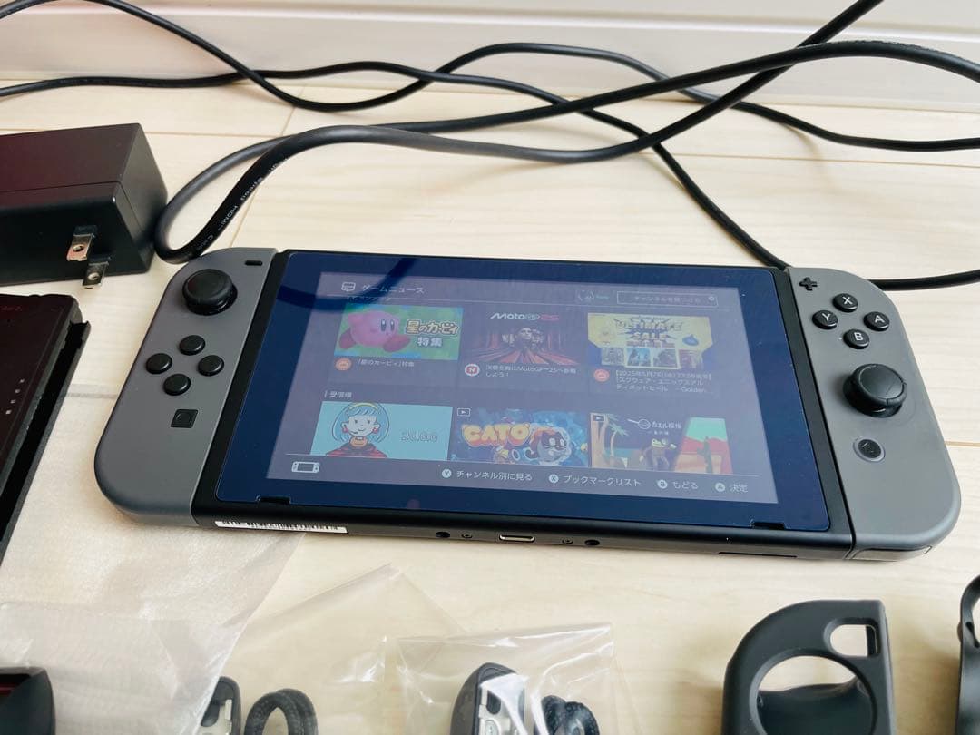 【美品】任天堂Switch Joy-Con グレー本体