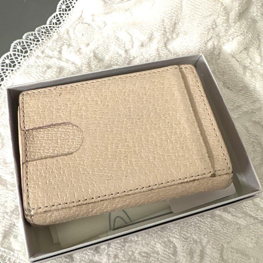 Viviennewestwood ファスナー付き 財布　小銭入れ　銀色