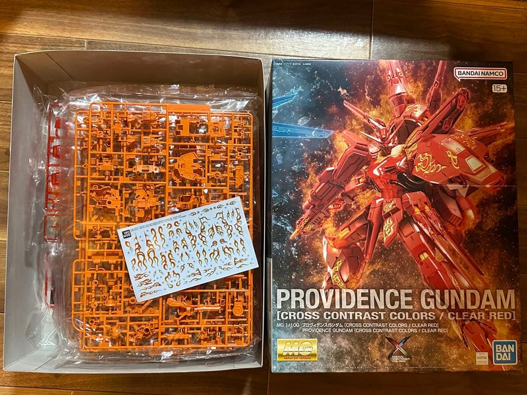 美品　MG プロヴィデンスガンダム CROSS CONTRAST COLORS