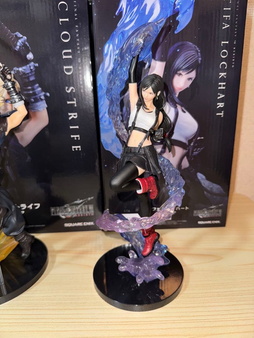 ファイナルファンタジー くじ フィギュア クラウド ティファ