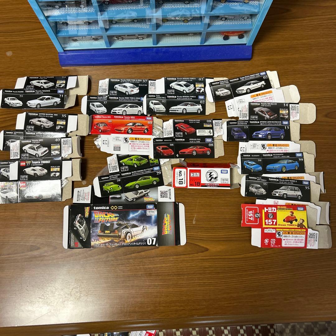 トミカプレミアムなどまとめ売り　コレクションケース付き
