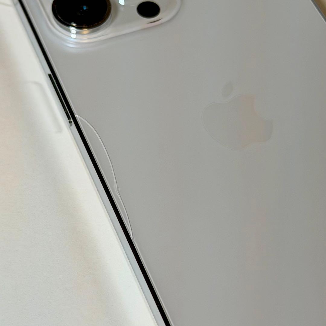 Apple iPhone 14 Pro Max 1TB 本体 シルバー 背面ヒビ - メルカリ