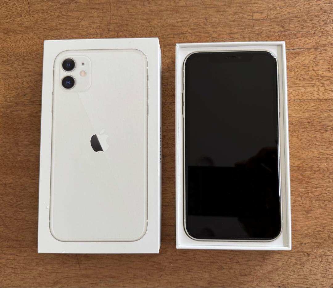 Apple iPhone 11 ホワイト 本体 SIMフリー