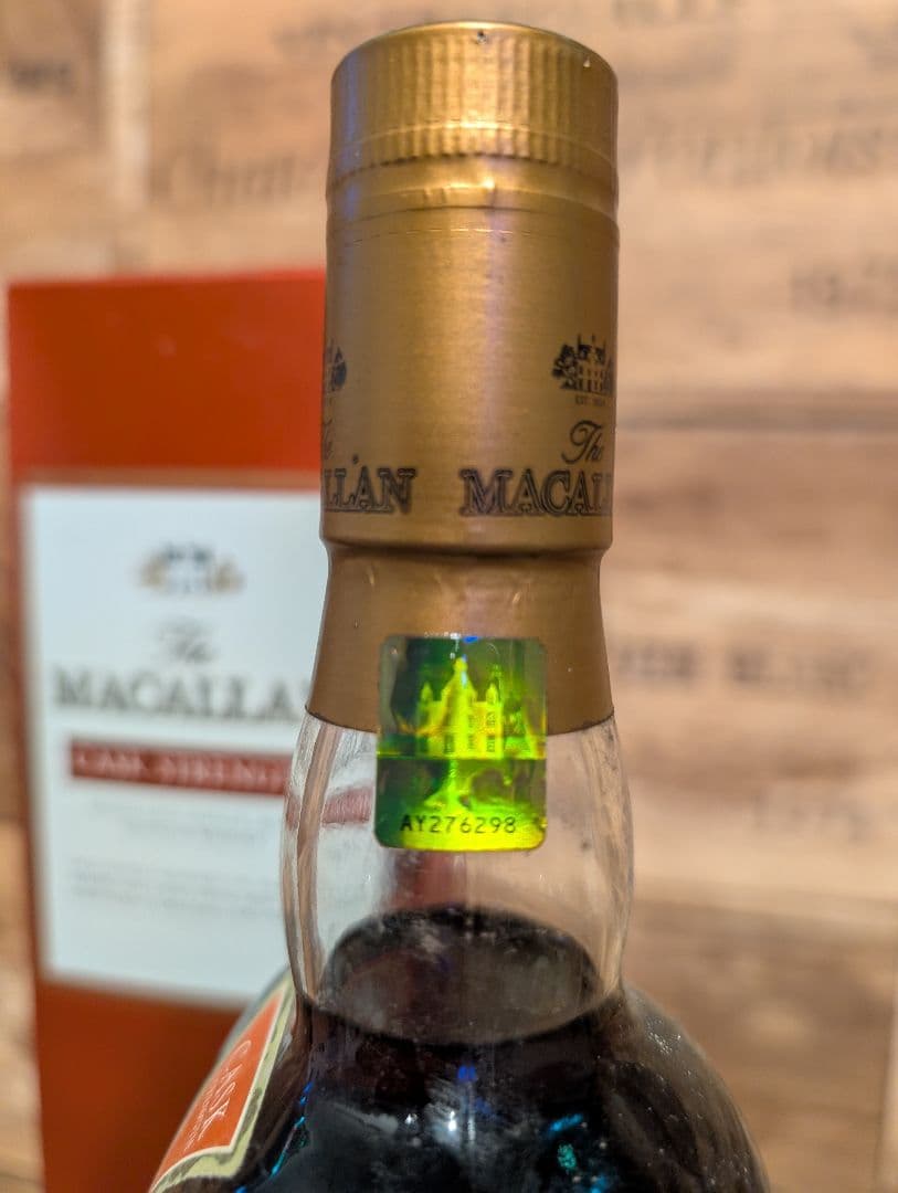 ザ マッカランThe Macallan Cask Strength 750ml