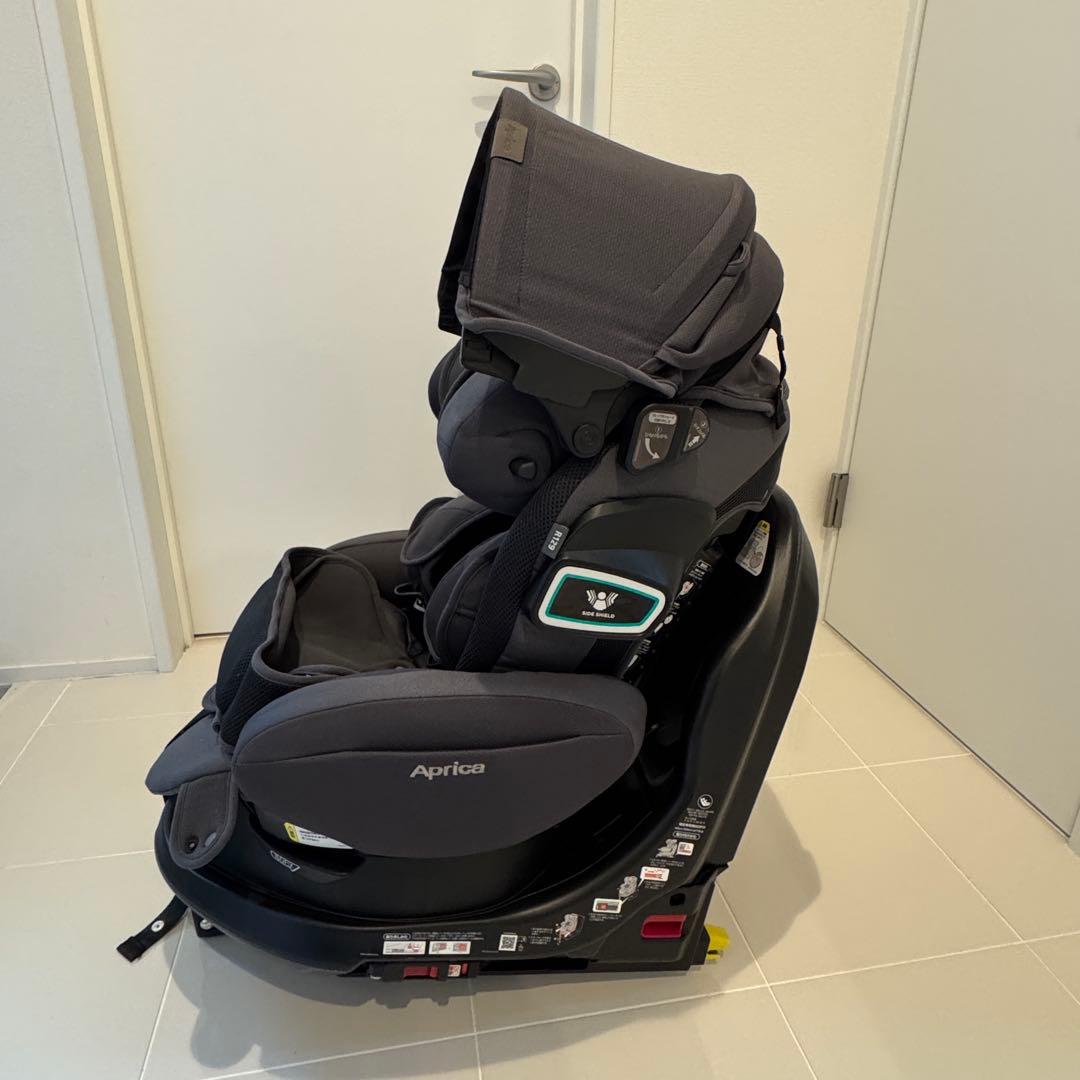 美品　Aprica フラディアグロウ ISOFIX プレミアム