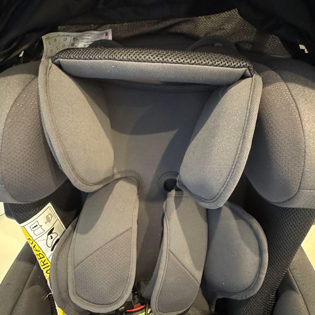 美品　Aprica フラディアグロウ ISOFIX プレミアム