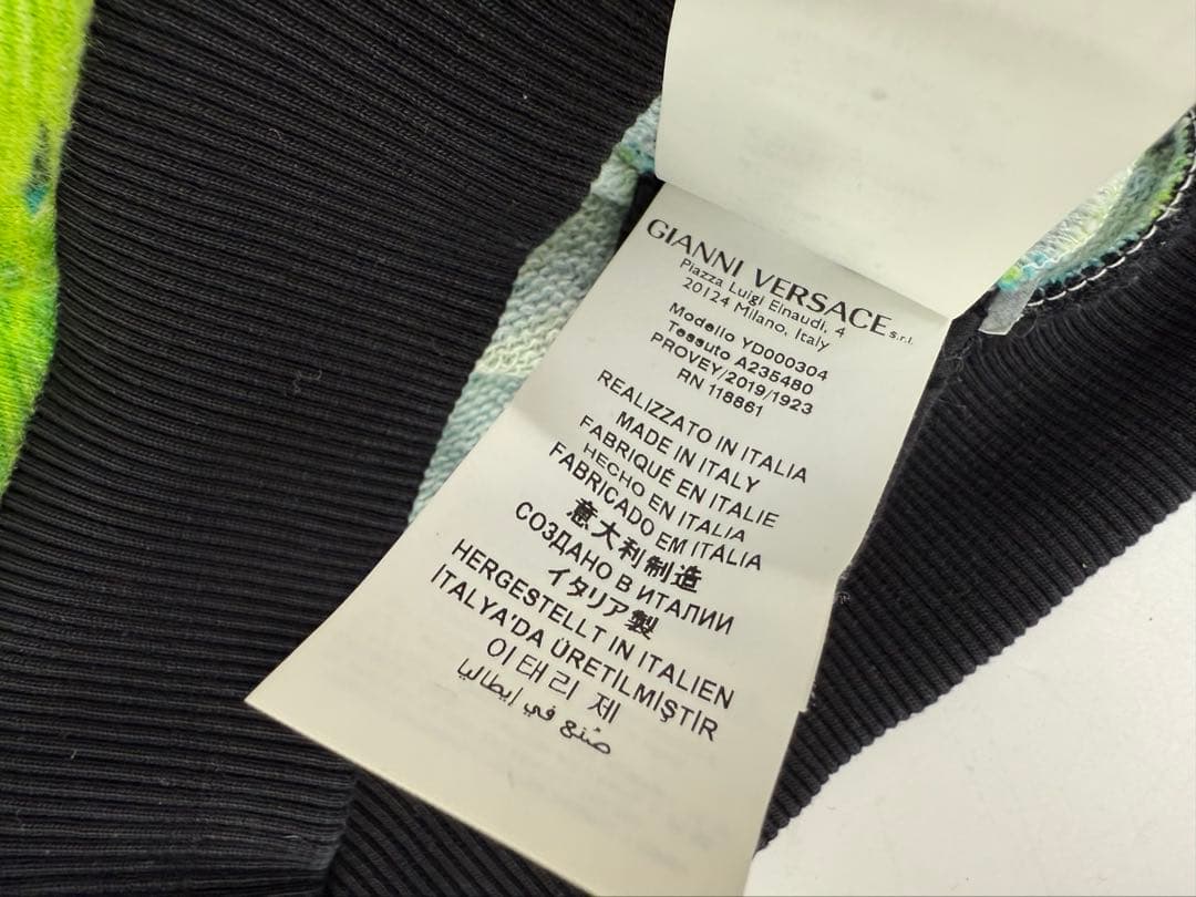 【定価10万中古】2点セット‼️ヴェルサーチ キッズ パーカー(サイズ：4歳)