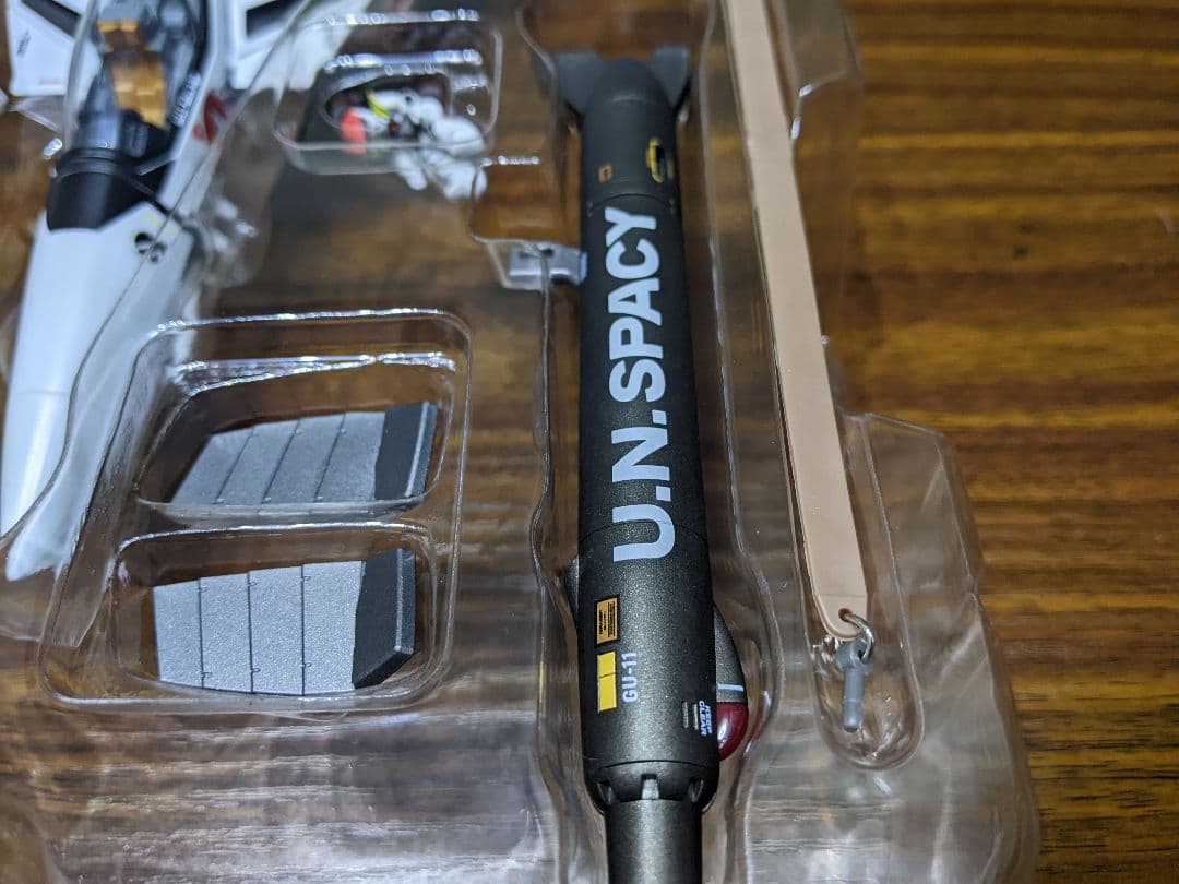 DX超合金 劇場版 VF-1S ストライクバルキリー （一条輝機)メカニックエデ