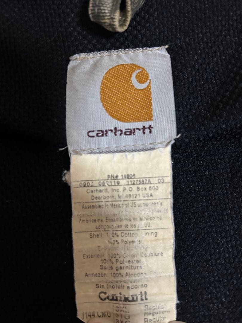 Carharttアクティブジャケット リアルツリー