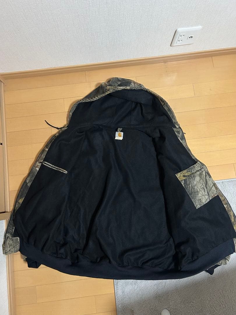 Carharttアクティブジャケット リアルツリー