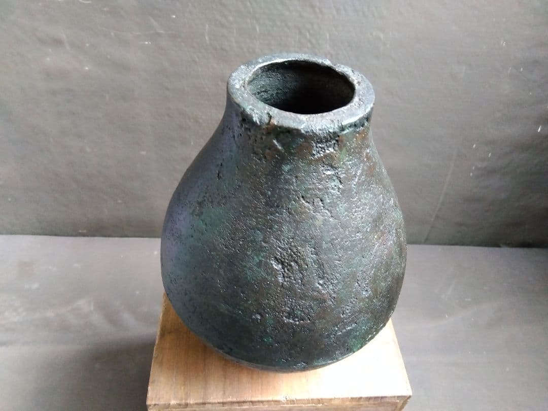 骨董　金属製　花瓶