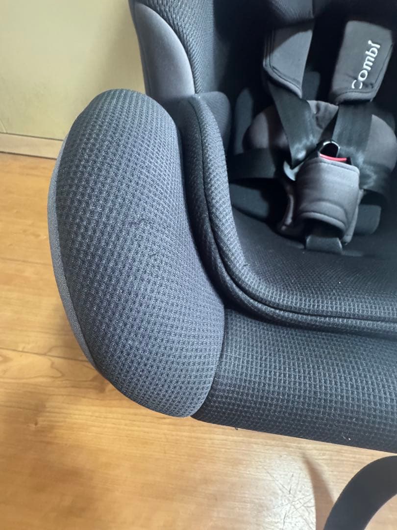 Combi コンビ ウィゴーロングHI チャイルドシート 楽天市場】コンビ