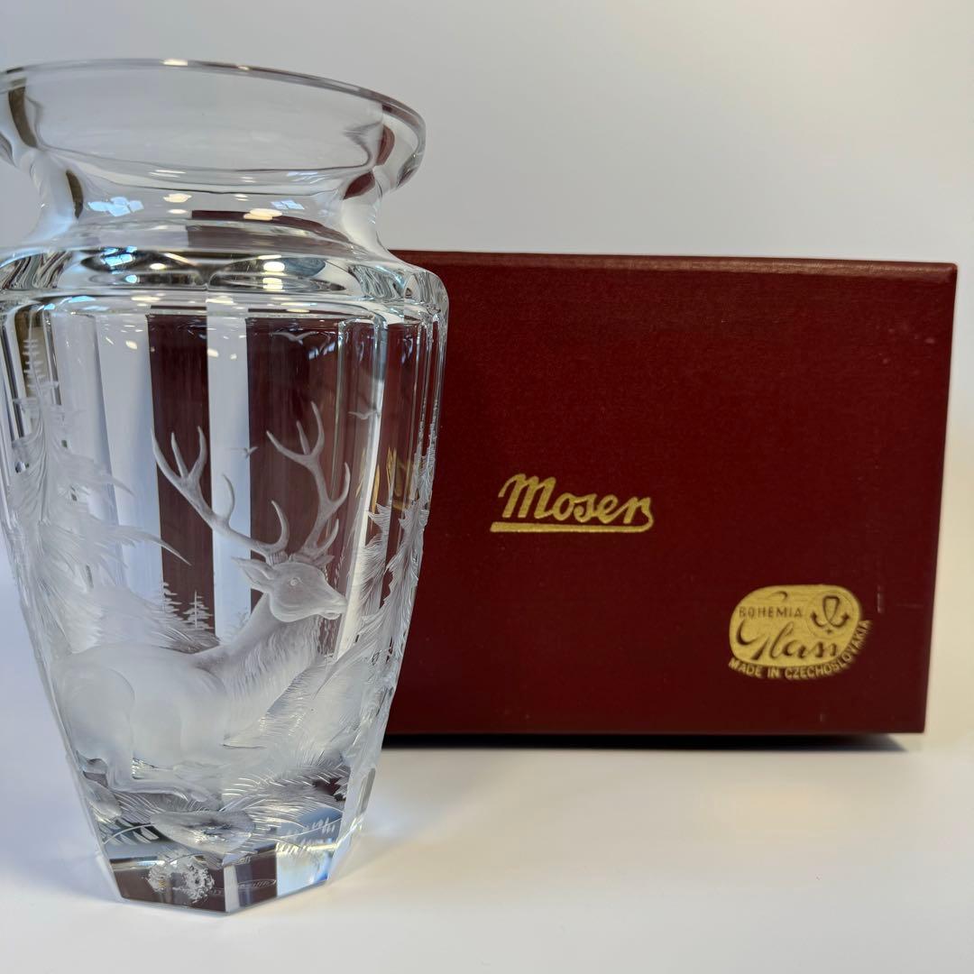 MOSER モーゼル ボヘミアン クリスタル 鹿 花瓶 手彫り フラワーベース MOSER モーゼル ボヘミアン クリスタル 鹿 花瓶 手彫り フラワーベース