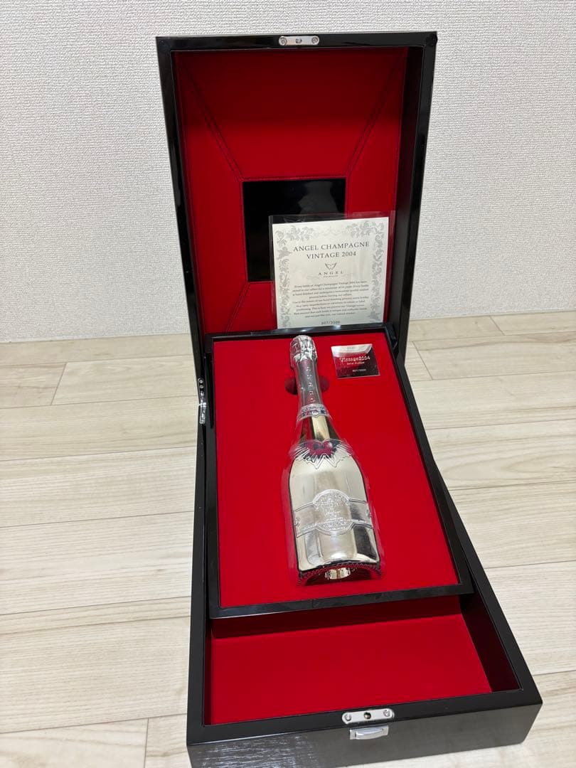ANGEL CHAMPAGNE Brut Vintage 2004 - メルカリ