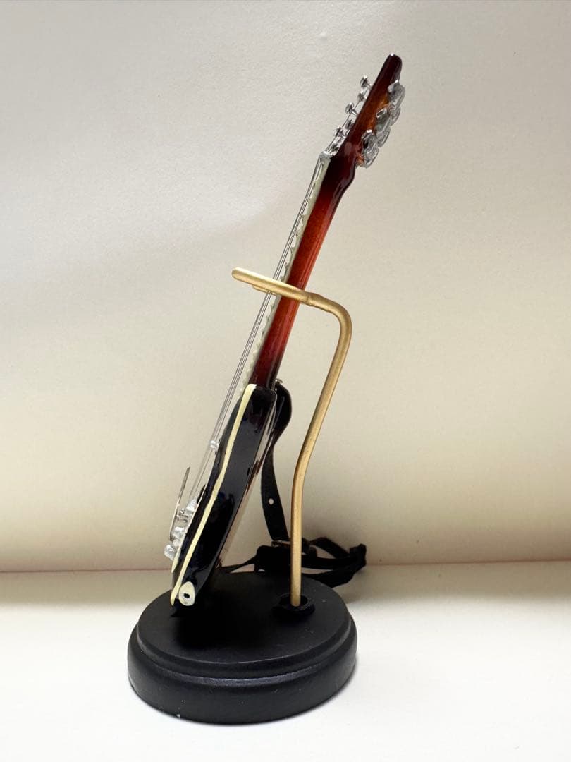ミニチュア ギター モズライト S1/12 吉田和則さん Mosrite - メルカリ