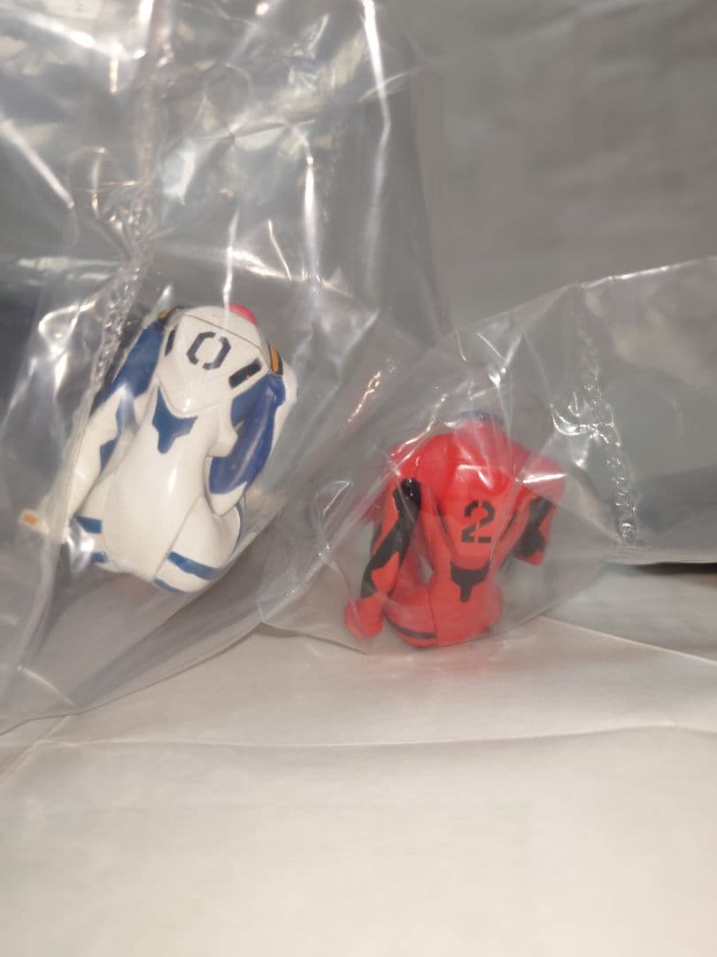 赤いプラグスーツの綾波レイ 新世紀エヴァンゲリオン キャラクターズ