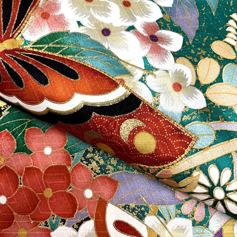 509ag24□七五三 七歳 女児 着物のみ　金彩 蝶 花 孔雀緑□美品