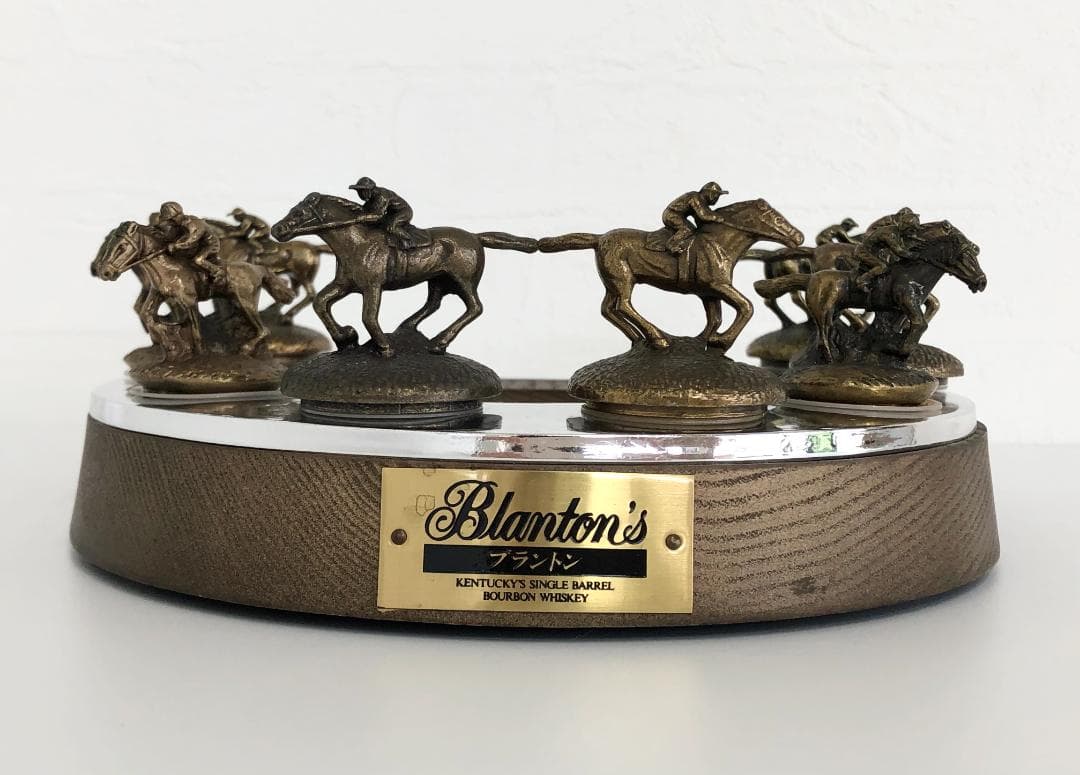 Blanton's ブラントン ウイスキー ディスプレイ ボトルキャップ 台座