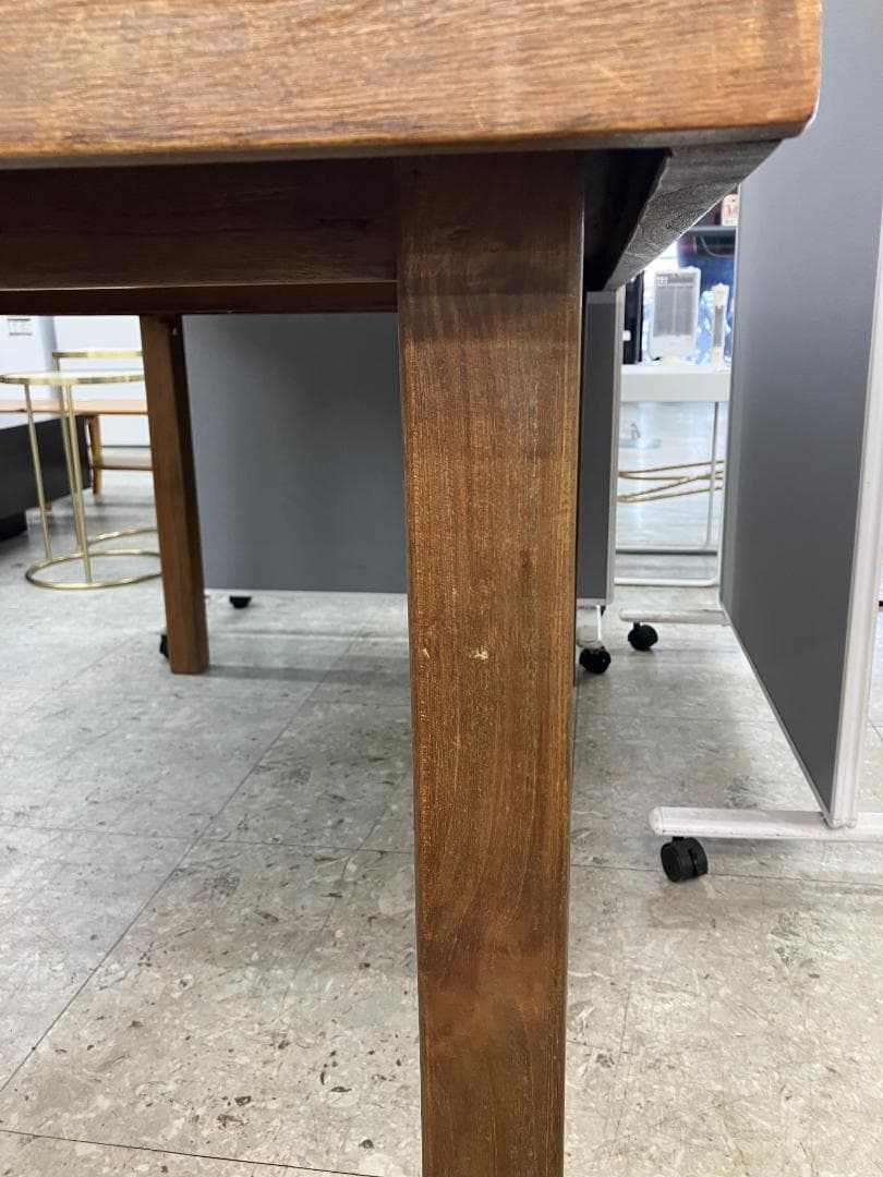 オールドメゾン ダイニングテーブル OMU-546G-224 ブラウン