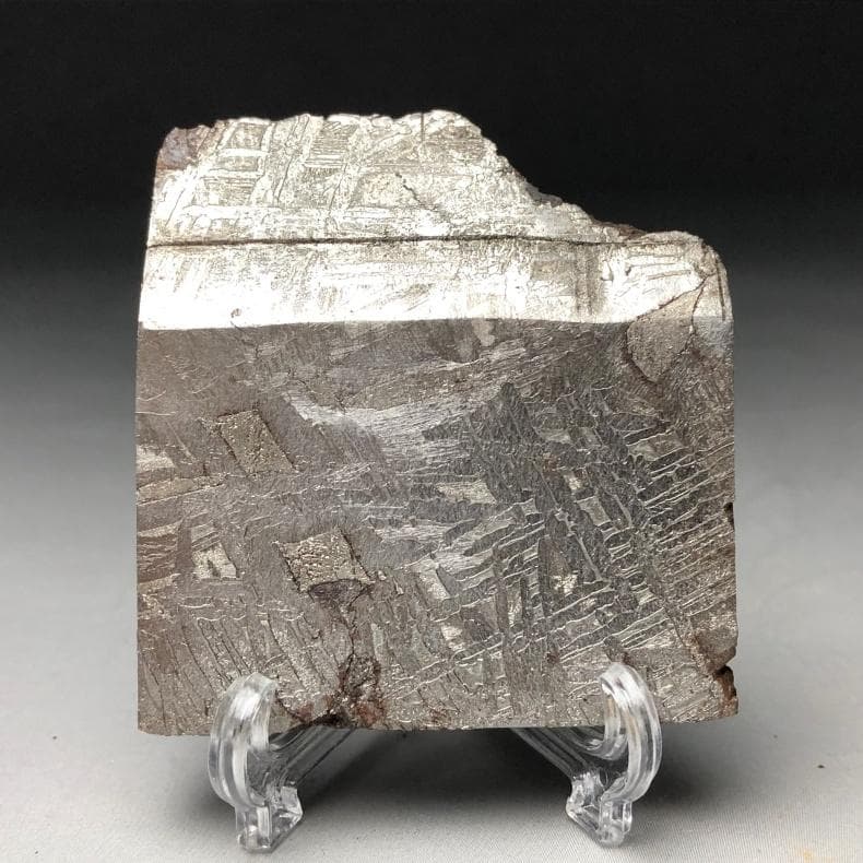 隕石 鉄隕石 アルタイ隕石 原皮付き ナチュラル 原石 重さ約131g