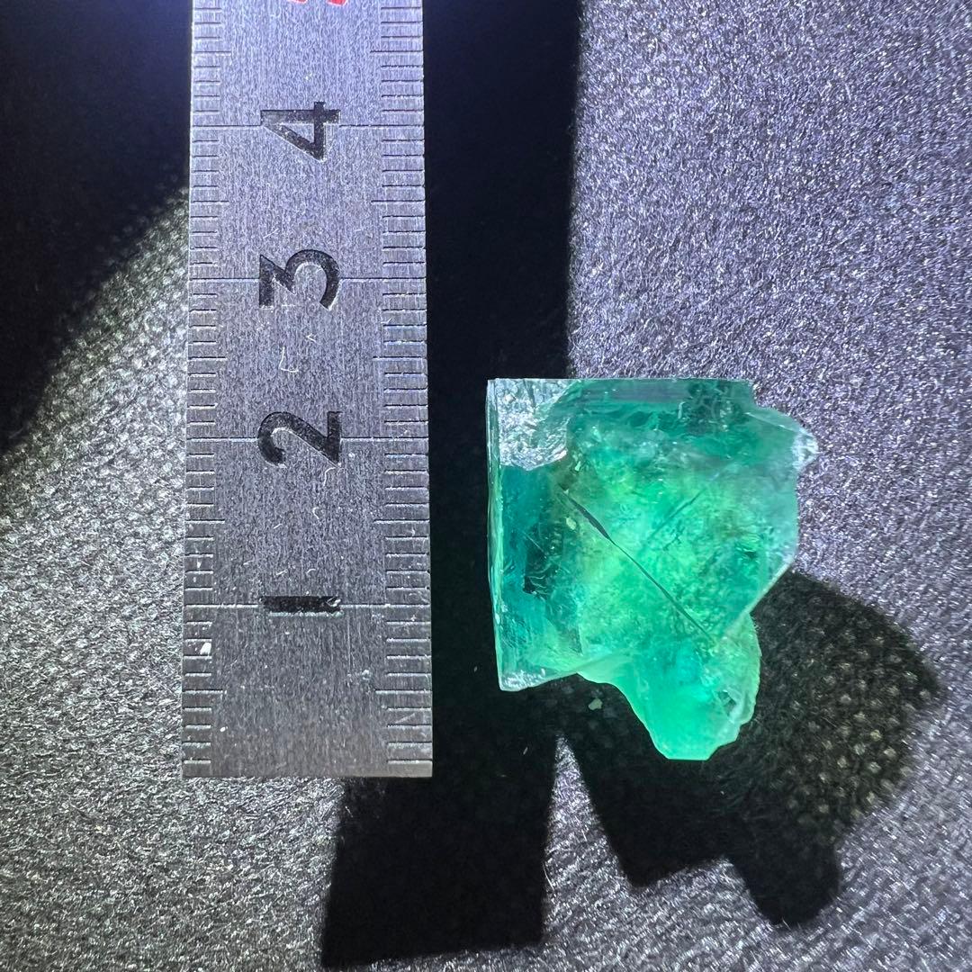 ヤオガンシャン☆ 宝石質ややダメージあり「露草色」ゾーニングフロー