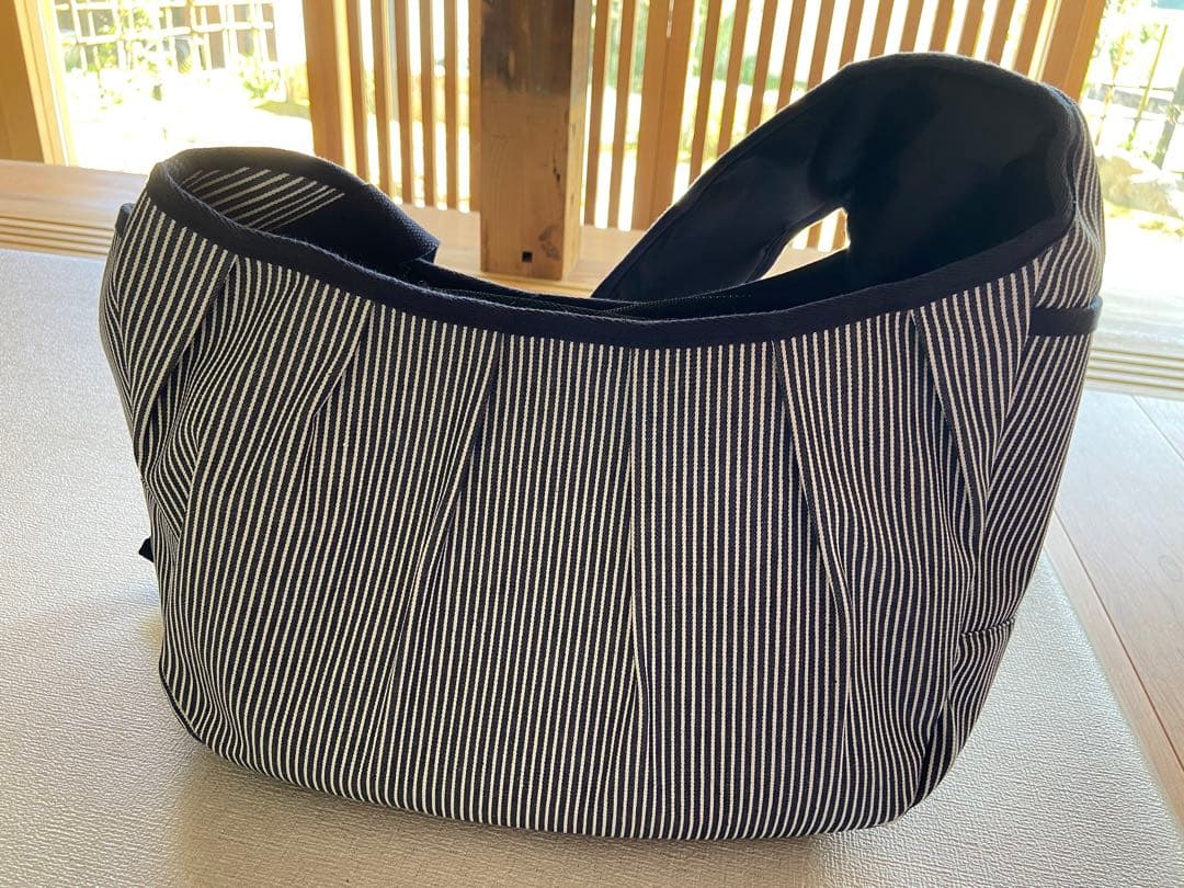 ほぼ未使用】Lee ヒッコリー スリングバッグ 犬用キャリーバッグの通販